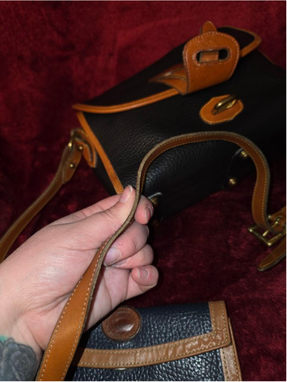 Women's Dooney & Bourke Crossbody Bag One Size Black Brown - Picture 10 of 15